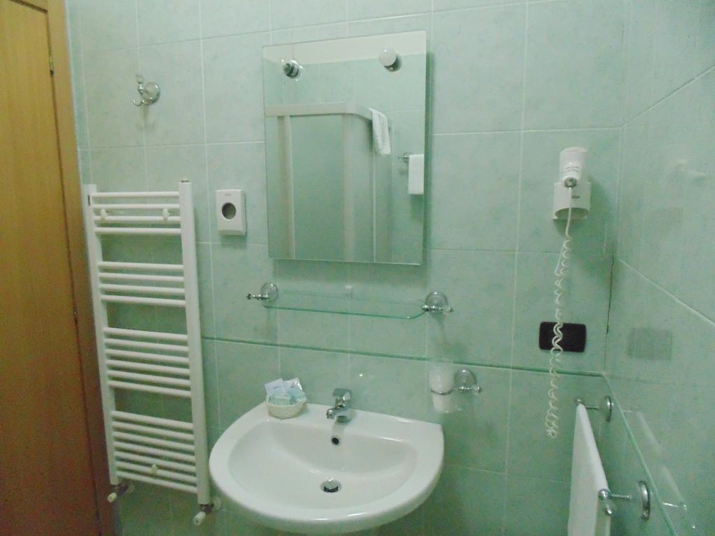 לנצ'יאנו Hotel La Furnacelle מראה חיצוני תמונה